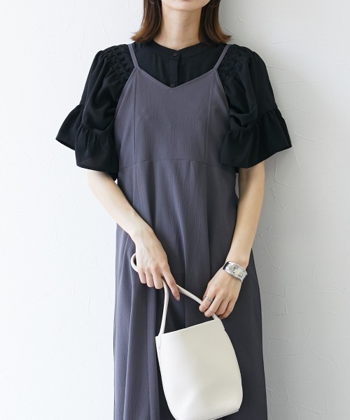 nissen（ニッセン）の「フリル袖デザインブラウス（シャツ/ブラウス・レディース・ブラック/オフホワイト/グレイッシュベージュ・S/M/LL/L）」の16枚目の写真