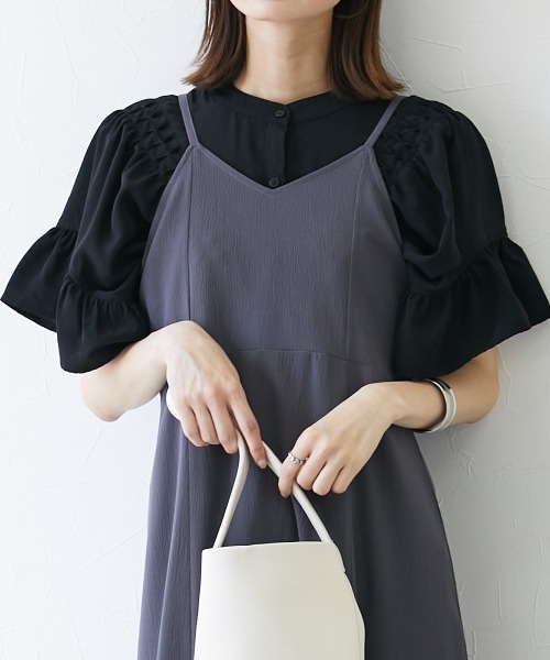 nissen（ニッセン）の「フリル袖デザインブラウス（シャツ/ブラウス・レディース・ブラック/オフホワイト/グレイッシュベージュ・S/M/LL/L）」の14枚目の写真