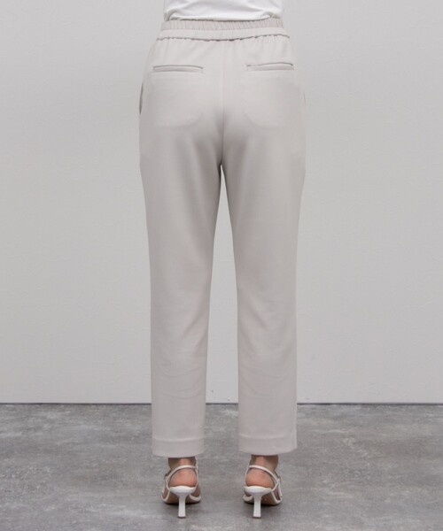 NOLLEY’S Sophi(ノーリーズソフィ)の「ウォッシャブルライトダンボールイージーパンツ(その他パンツ・レディース・ブラック/ベージュ/ネイビー・38/36/34)」の7枚目の写真