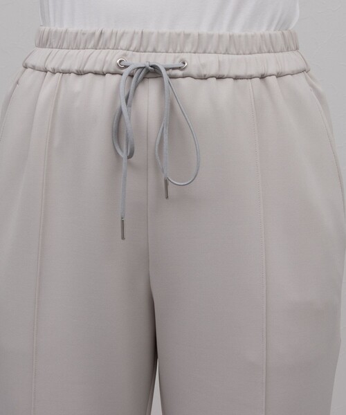 NOLLEY’S Sophi(ノーリーズソフィ)の「ウォッシャブルライトダンボールイージーパンツ(その他パンツ・レディース・ブラック/ベージュ/ネイビー・38/36/34)」の8枚目の写真