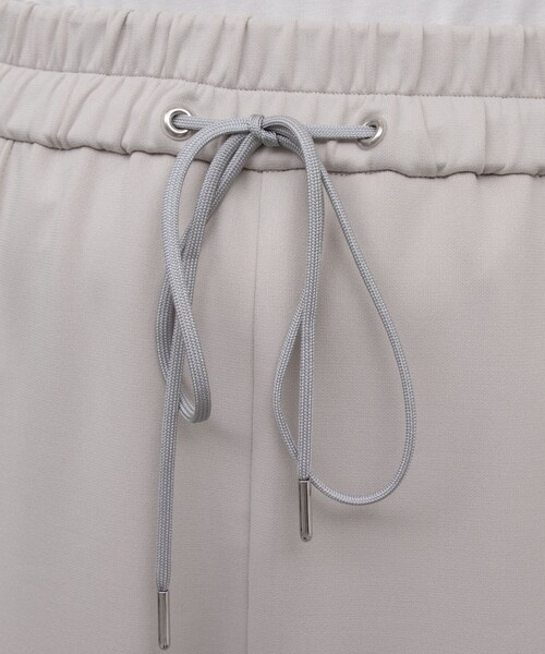 NOLLEY’S Sophi(ノーリーズソフィ)の「ウォッシャブルライトダンボールイージーパンツ(その他パンツ・レディース・ブラック/ベージュ/ネイビー・38/36/34)」の4枚目の写真