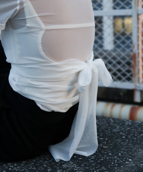 led.tokyo（レッドトウキョウ）の「【led.tokyo】マルチウェイシアートップス（Tシャツ/カットソー・レディース・ホワイト/ブラック/ブルー・FREE）」の8枚目の写真