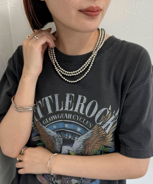 fredy emue（フレディエミュ）の「パール/メタルマルチロングネックレス（ネックレス・レディース・シルバー/オフホワイト・FREE）」の8枚目の写真