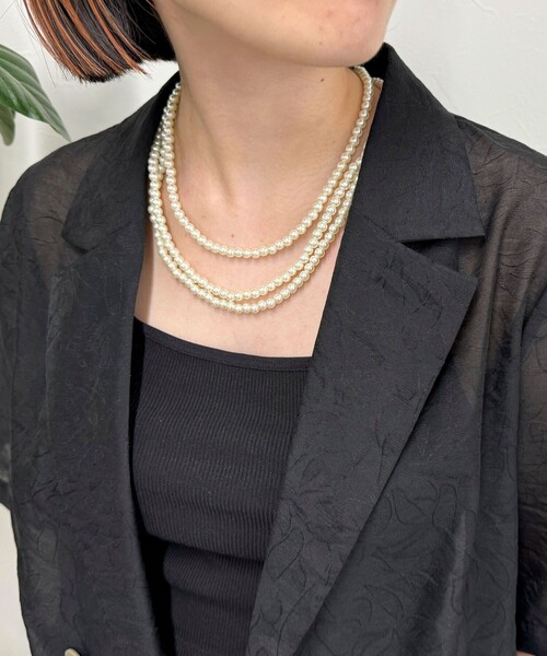 fredy emue（フレディエミュ）の「パール/メタルマルチロングネックレス（ネックレス・レディース・シルバー/オフホワイト・FREE）」の13枚目の写真