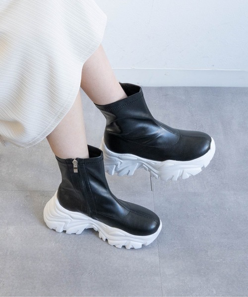 Fabby fabby（ファビィーファビィー）の「ボリュームスニーカーストレッチブーツ（ブーツ・レディース・ブラック×ブラック/ブラック/シルバー・SMALL/MEDIUM/LARGE）」の7枚目の写真