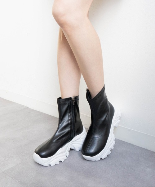 Fabby fabby（ファビィーファビィー）の「ボリュームスニーカーストレッチブーツ（ブーツ・レディース・ブラック×ブラック/ブラック/シルバー・SMALL/MEDIUM/LARGE）」の12枚目の写真