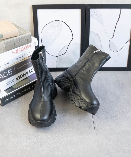 Fabby fabby（ファビィーファビィー）の「ボリュームスニーカーストレッチブーツ（ブーツ・レディース・ブラック×ブラック/ブラック/シルバー・SMALL/MEDIUM/LARGE）」の4枚目の写真