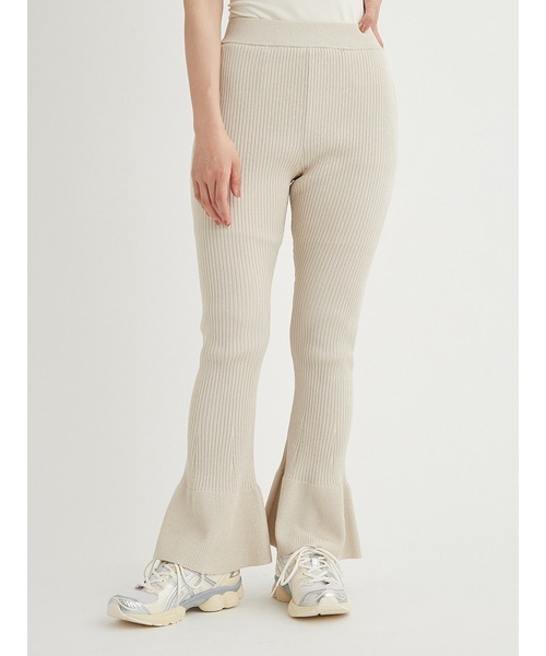 emmi(エミ)の「フレアヘムラメリブニットパンツ(その他パンツ・レディース・ライトベージュ/ダークネイビー・0/1)」の11枚目の写真