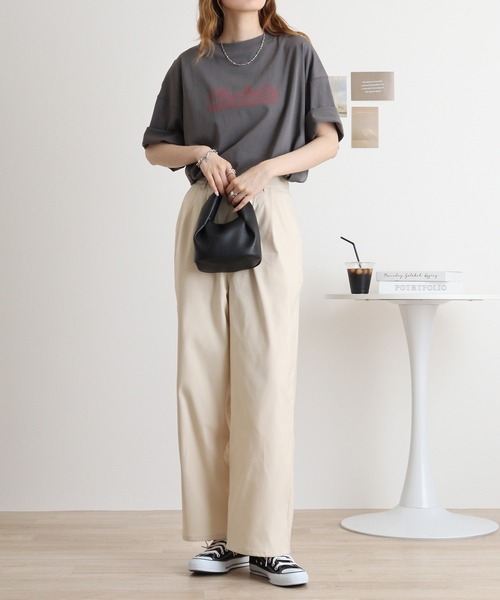 Arinomama(アリノママ)の「カジュアルロゴTシャツ(Tシャツ/カットソー・レディース・オフホワイト/チャコールグレー/ブルー系その他・F)」の17枚目の写真