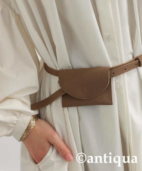 antiqua（アンティカ）の「ミニバッグ付きベルト（ベルト・レディース・ブラック/ベージュ・FREE）」の2枚目の写真