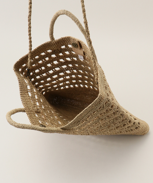 MAISON N.H PARIS（メゾンエヌアッシュパリ）の「【MAISON N.H PARIS/メゾン・エヌ・アッシュ・パリ】ALICIA TOTE BAG EC2R01B17B（ショルダーバッグ・レディース・ベージュ・FREE）」の3枚目の写真