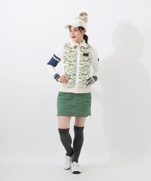 FILA GOLF(フィラゴルフ )の「ボアベスト+中綿スカート セットアップワンピース(ワンピース・レディース・オフホワイト/ネイビー/ピンク・MEDIUM/LARGE)」の4枚目の写真