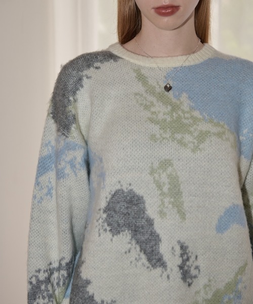 idem(イデム)の「watercolor loose knit/水彩柄ニット(ニット/セーター・レディース・アイボリー/グレー・FREE)」の9枚目の写真
