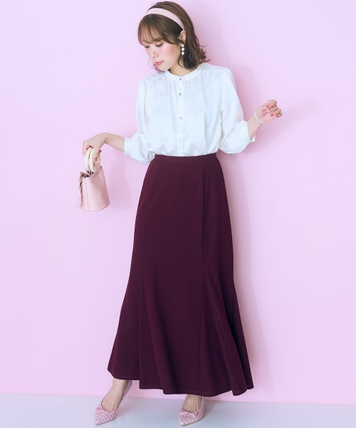 marun（マルン）の「＜大きいサイズ＞ 微光沢ギャザーデザインブラウス marun（シャツ/ブラウス・レディース・グレー系/アイボリー/ピンク・4L/3L/LL/L/5L）」の4枚目の写真