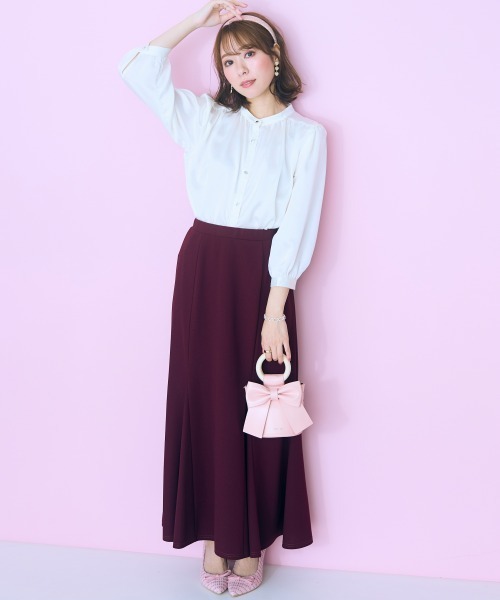 marun（マルン）の「＜大きいサイズ＞ 微光沢ギャザーデザインブラウス marun（シャツ/ブラウス・レディース・グレー系/アイボリー/ピンク・4L/3L/LL/L/5L）」の19枚目の写真