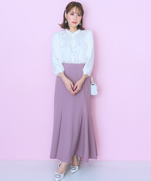 marun（マルン）の「＜大きいサイズ＞ 微光沢ギャザーデザインブラウス marun（シャツ/ブラウス・レディース・グレー系/アイボリー/ピンク・4L/3L/LL/L/5L）」の7枚目の写真