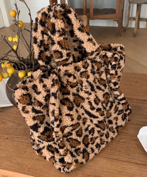 DIAVEL(ディアベル)の「ボアヒョウ柄大容量トートバッグ(トートバッグ・レディース・ブラウン・FREE)」の12枚目の写真