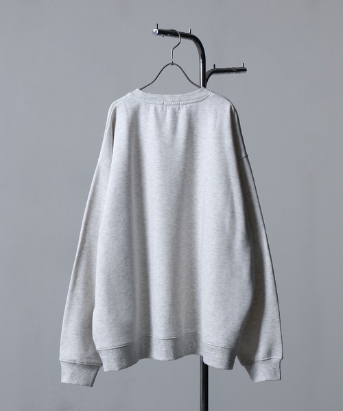 NILWAY（ニルウェイ）の「フラワーデザイン オーバーサイズ スウェット（スウェット・レディース・オートミール/ブラック/杢グレー・MEDIUM/LARGE）」の11枚目の写真