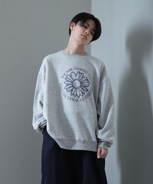 NILWAY（ニルウェイ）の「フラワーデザイン オーバーサイズ スウェット（スウェット・レディース・オートミール/ブラック/杢グレー・MEDIUM/LARGE）」の14枚目の写真