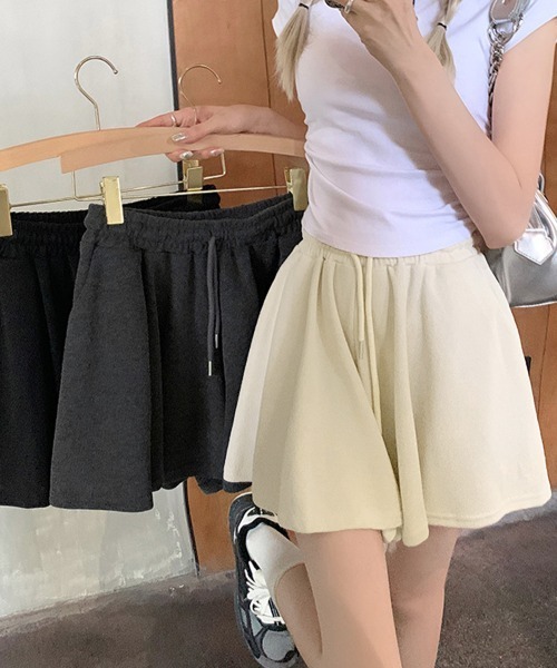 Miniministore（ミニミニストア）の「シンプルAラインショートパンツレディース（スウェットパンツ・レディース・チャコールグレー/ライトベージュ/ブラック・FREE）」の7枚目の写真