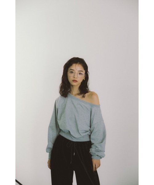 DRWCYS（ドロシーズ）の「オフショルダースウェット（スウェット・レディース・ブラック/グレー・FREE）」の15枚目の写真