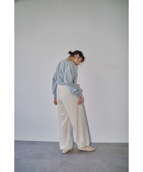 DRWCYS（ドロシーズ）の「オフショルダースウェット（スウェット・レディース・ブラック/グレー・FREE）」の12枚目の写真