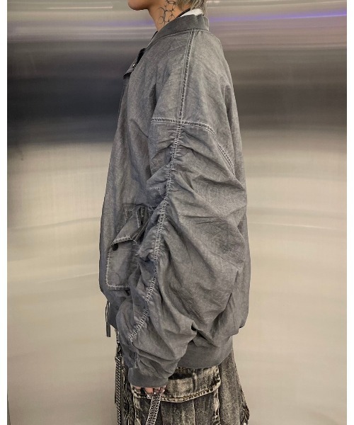 XU(エックスユー)の「ストリートファッション XU エックスユー washed shirring blouson ウォッシュドシャーリングブルゾン MA-1 エムエーワン 羽織り オーバーサイズ 韓国ファッション 韓国ストリート(ブルゾン・メンズ・グレー・ONE SIZE)」の17枚目の写真