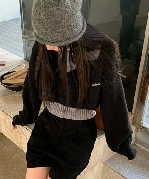 AsRiRe(アスリレイ)の「二点セット ショート丈ダメージニット+インナー(ニット/セーター・レディース・グレー/ブラック/ブラウン・M)」の6枚目の写真