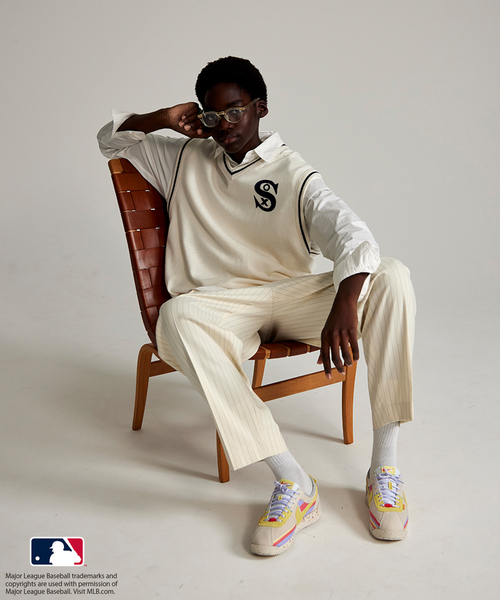 ADAM ET ROPE'(アダムエロペ)の「【MLB COLLECTION BY JUN】クラシックロゴニットベスト(ベスト・メンズ・ホワイト/ブラウン/ブラック・L/M)」の12枚目の写真