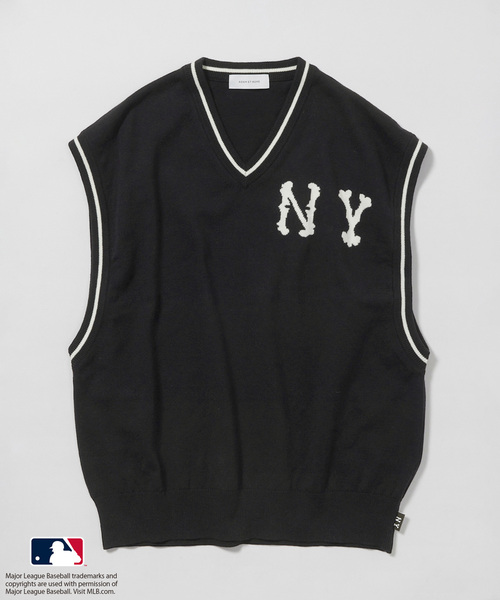 ADAM ET ROPE'(アダムエロペ)の「【MLB COLLECTION BY JUN】クラシックロゴニットベスト(ベスト・メンズ・ホワイト/ブラウン/ブラック・L/M)」の16枚目の写真