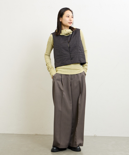 LOW CLASSIC（ロウ　クラシック）の「【LOW CLASSIC/ロウ・クラシック】VOLUME STITCH PADDED VEST LW243VT01（ブルゾン・レディース・ブラック系その他・SMALL）」の20枚目の写真