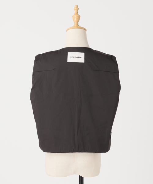 LOW CLASSIC（ロウ　クラシック）の「【LOW CLASSIC/ロウ・クラシック】VOLUME STITCH PADDED VEST LW243VT01（ブルゾン・レディース・ブラック系その他・SMALL）」の18枚目の写真