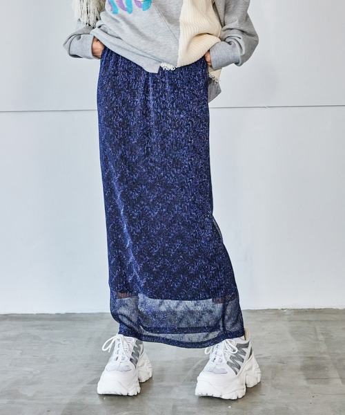 PAGEBOY(ページボーイ)の「ラメプリーツナロースカート(スカート・レディース・ゴールド/ネイビー/ブラック・FREE)」の3枚目の写真