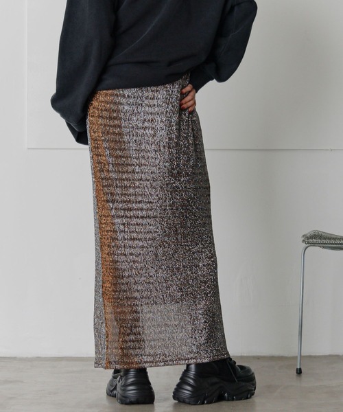 PAGEBOY(ページボーイ)の「ラメプリーツナロースカート(スカート・レディース・ゴールド/ネイビー/ブラック・FREE)」の20枚目の写真