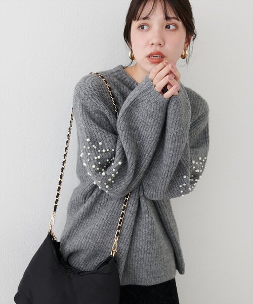 natural couture(ナチュラルクチュール)の「【WEB限定】ビジュースリーブもちもち畦ニット(ニット/セーター・レディース・ラベンダー/サーモンピンク/オフホワイト/グレー/ブラック・FREE)」の13枚目の写真
