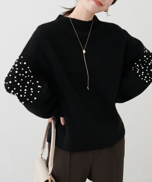 natural couture(ナチュラルクチュール)の「【WEB限定】ビジュースリーブもちもち畦ニット(ニット/セーター・レディース・ラベンダー/サーモンピンク/オフホワイト/グレー/ブラック・FREE)」の16枚目の写真