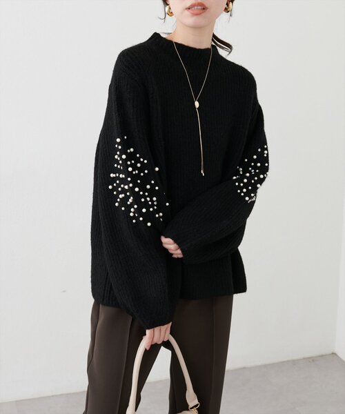 natural couture(ナチュラルクチュール)の「【WEB限定】ビジュースリーブもちもち畦ニット(ニット/セーター・レディース・ラベンダー/サーモンピンク/オフホワイト/グレー/ブラック・FREE)」の17枚目の写真