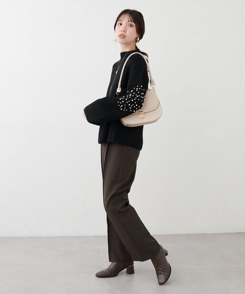 natural couture(ナチュラルクチュール)の「【WEB限定】ビジュースリーブもちもち畦ニット(ニット/セーター・レディース・ラベンダー/サーモンピンク/オフホワイト/グレー/ブラック・FREE)」の19枚目の写真