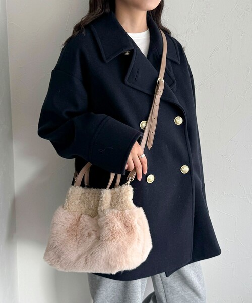 fredy emue（フレディエミュ）の「ミックスファー２WAYトートバック（ショルダーバッグ・レディース・グレー/ベージュ・FREE）」の9枚目の写真