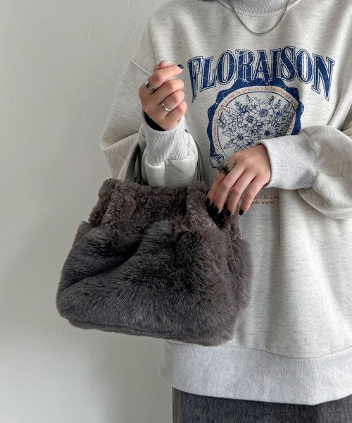 fredy emue（フレディエミュ）の「ミックスファー２WAYトートバック（ショルダーバッグ・レディース・グレー/ベージュ・FREE）」の11枚目の写真