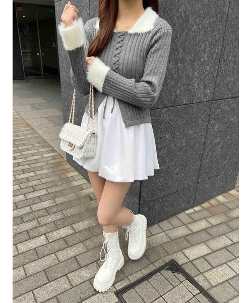 PHILLY(フィリー)の「【PHILLY】バイカラーレースアップトップス(Tシャツ/カットソー・レディース・グレー/ブラック/ホワイト・FREE)」の22枚目の写真