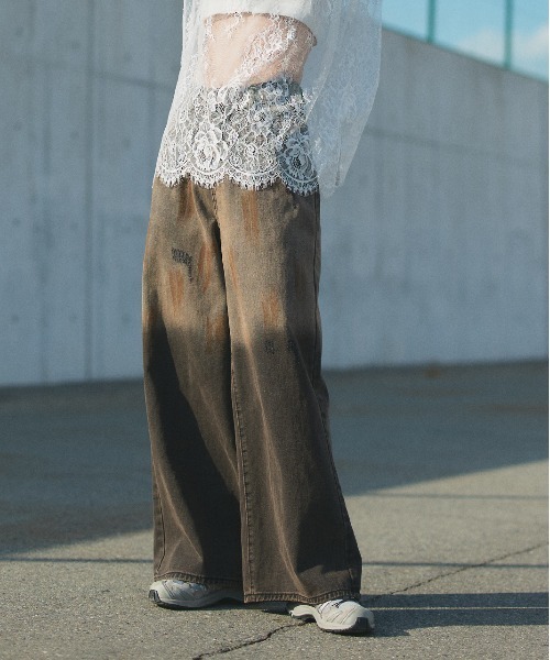 ad thie(アドティエ)の「ウォッシュグラデーションデニム(デニムパンツ・レディース・ブラウン・SMALL/MEDIUM)」の1枚目の写真