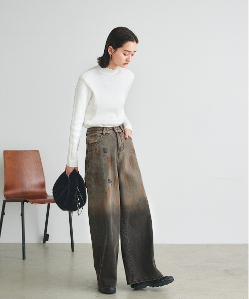 ad thie(アドティエ)の「ウォッシュグラデーションデニム(デニムパンツ・レディース・ブラウン・SMALL/MEDIUM)」の3枚目の写真