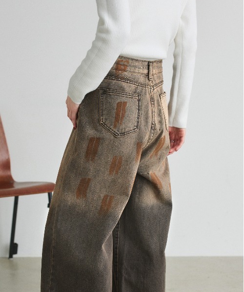ad thie(アドティエ)の「ウォッシュグラデーションデニム(デニムパンツ・レディース・ブラウン・SMALL/MEDIUM)」の6枚目の写真