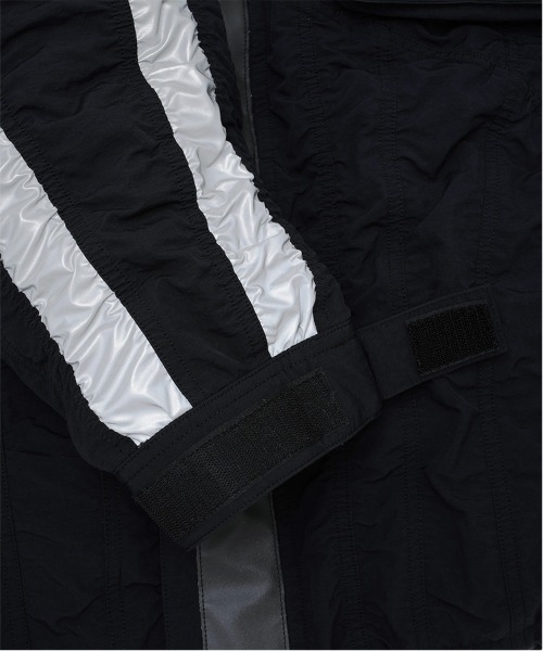 FACETASM（ファセッタズム）の「【FACETASM】GATHERED SEAM FIREMAN JACKET [KR-JK-M06]（ナイロンジャケット・メンズ・ブラック・4）」の7枚目の写真