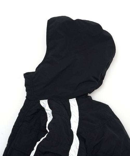 FACETASM（ファセッタズム）の「【FACETASM】GATHERED SEAM FIREMAN JACKET [KR-JK-M06]（ナイロンジャケット・メンズ・ブラック・4）」の5枚目の写真