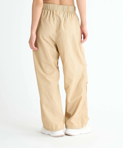 ROXY（ロキシー）の「WIGGLE JIGGLE/ロキシーナイロンパラシュートパンツ（その他パンツ・レディース・ブラック/ベージュ/オレンジ・SMALL/MEDIUM/LARGE）」の17枚目の写真