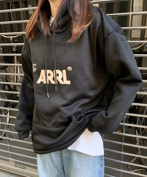 SHEPP（シープ）の「裏起毛 ロゴ ビッグサイズ パーカー（パーカー・レディース・グレー/ブラック・M/L）」の18枚目の写真