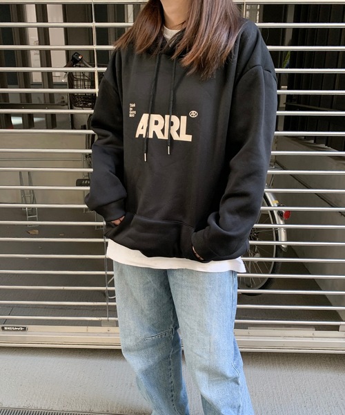 SHEPP（シープ）の「裏起毛 ロゴ ビッグサイズ パーカー（パーカー・レディース・グレー/ブラック・M/L）」の20枚目の写真