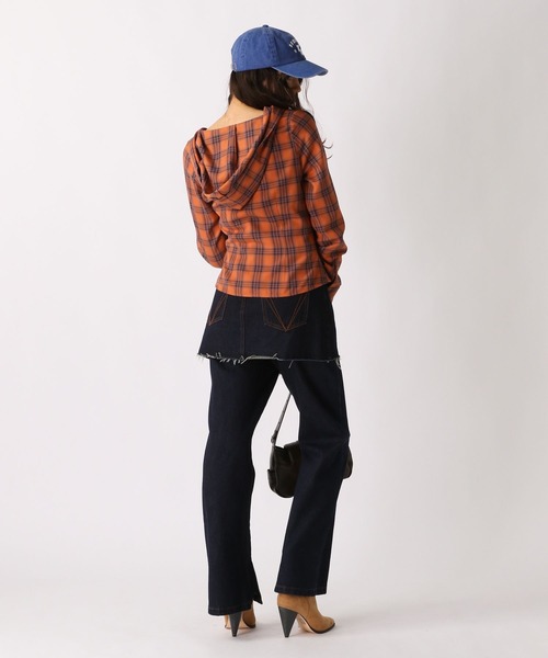 FOREVER 21（フォーエバー トゥエンティーワン）の「【2025SS】チェックフーディコンパクトシャツ（シャツ/ブラウス・レディース・ブラック/ブルー/オレンジ・FREE）」の9枚目の写真